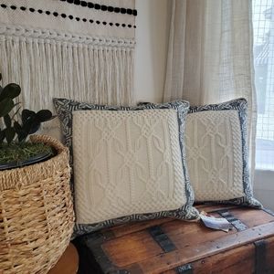 2 Pc ARAN MOR Ireland Soft Jacquard Decorative Throw Pillows 100% Merino Wool